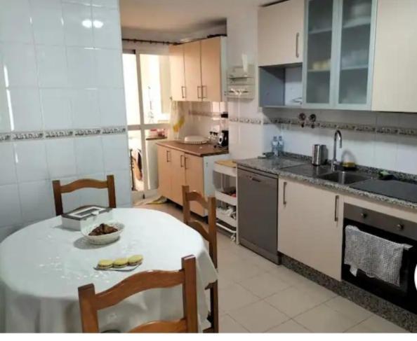 Alquilo Habitaciones Con Bano Y Cocina Compartida Torremolinos Exterior foto